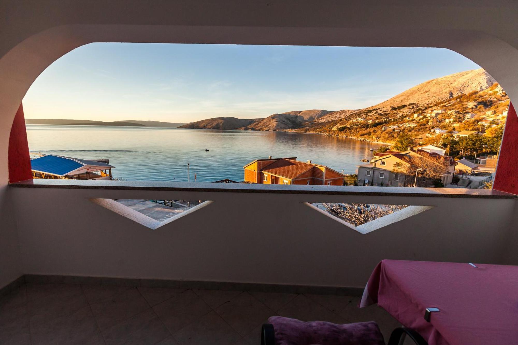 Rooms Nadia Stara Baška 部屋 写真