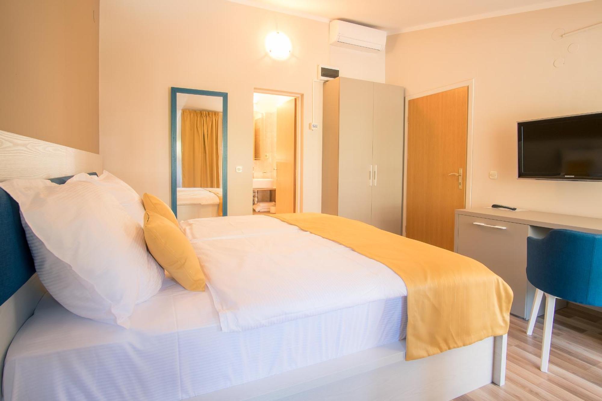 Rooms Nadia Stara Baška 部屋 写真