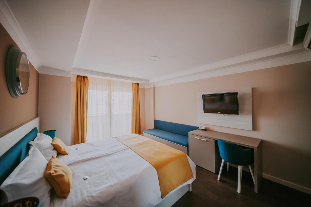Rooms Nadia Stara Baška エクステリア 写真